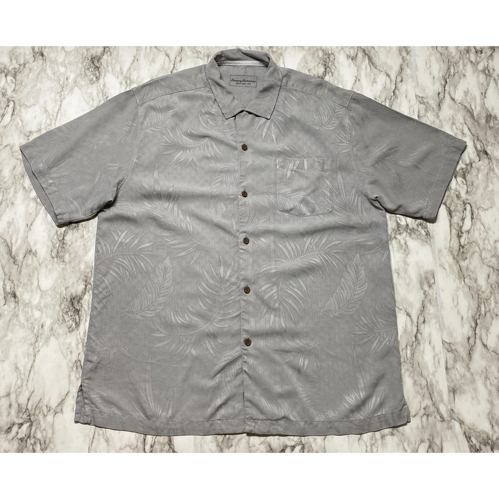 Tommy Bahama Original Fit Mens Shirt Size L Gray 100% Silk Camp Aloha Leaves